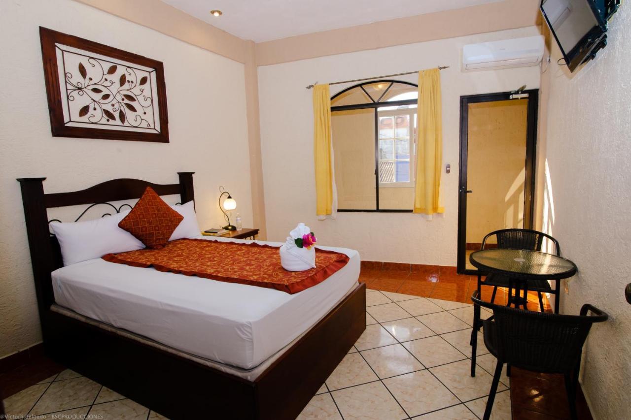 Hotel Quinta Maya Flores Eksteriør billede