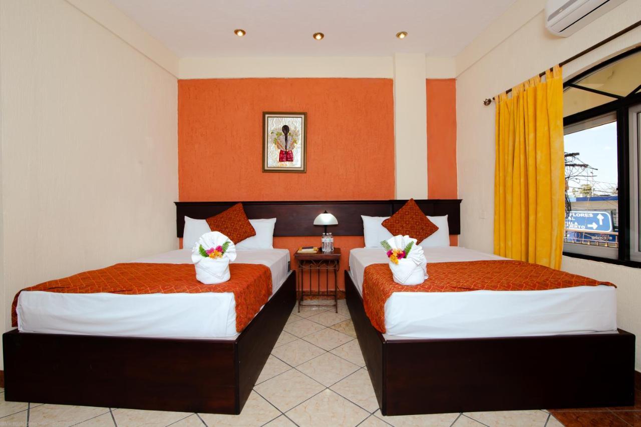 Hotel Quinta Maya Flores Eksteriør billede