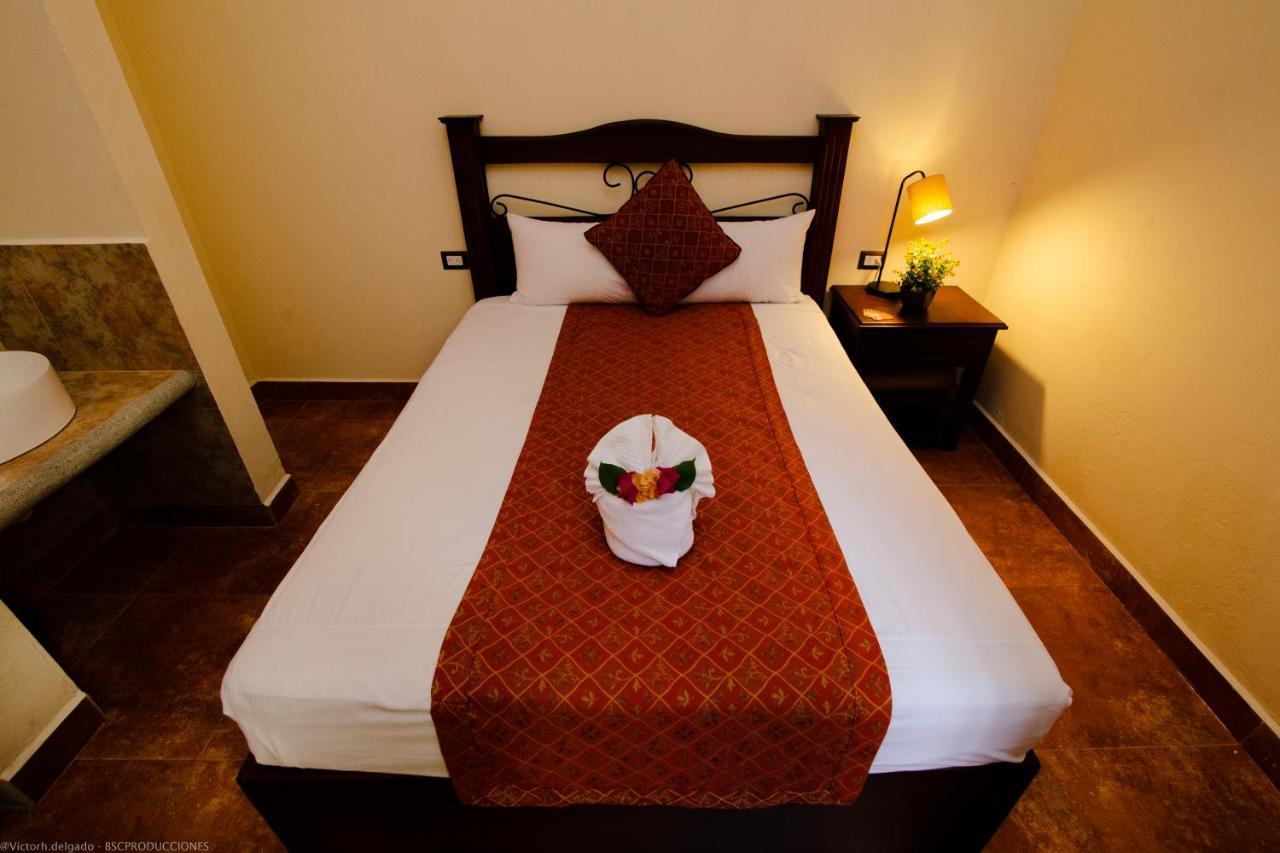 Hotel Quinta Maya Flores Eksteriør billede
