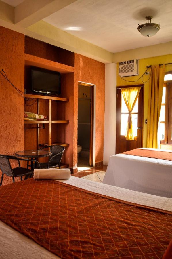 Hotel Quinta Maya Flores Eksteriør billede