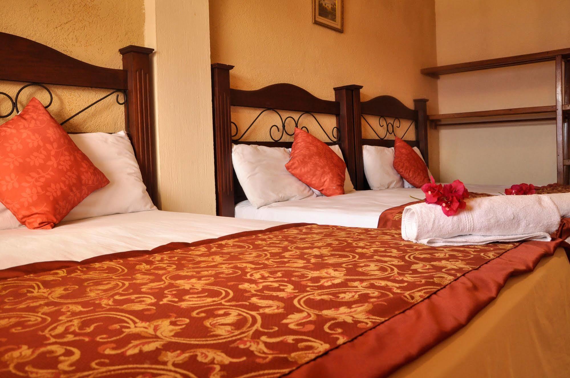 Hotel Quinta Maya Flores Eksteriør billede
