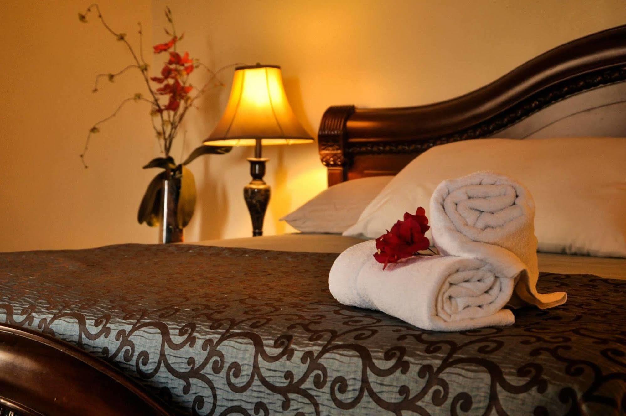 Hotel Quinta Maya Flores Eksteriør billede
